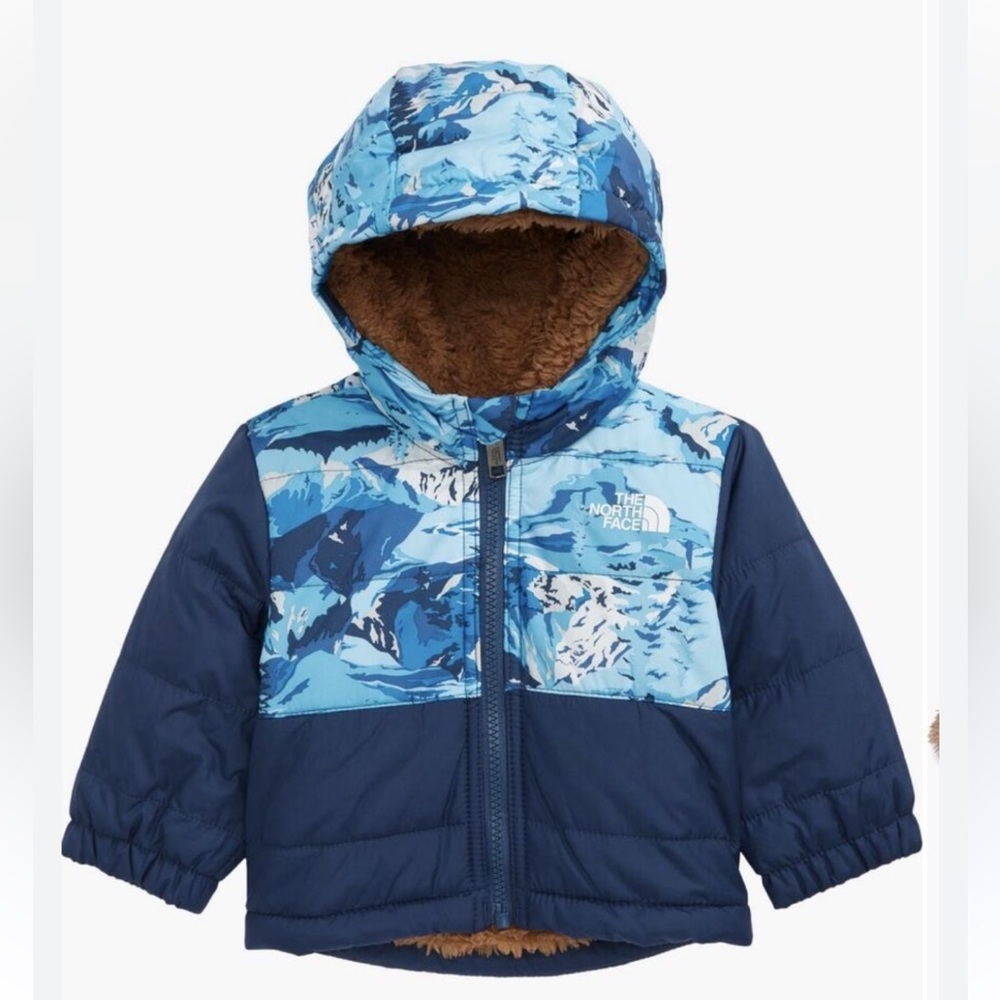 The North Face Reversible Blue & Camo Mount Chimbo Jacket size 2T
